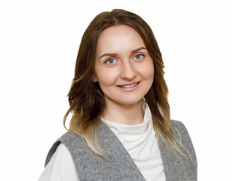 Антонова Елена Юрьевна	 Антонова Олена Юріївна