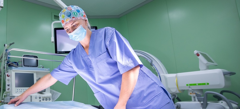 Лигирование геморроя латексными кольцами