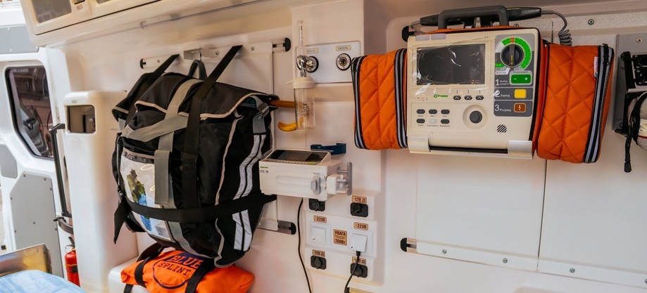 помощь при поражении электрическим током