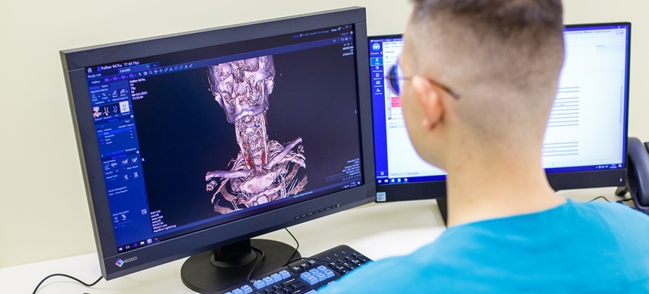 Дискектомія шийного відділу  Дискэктомия шейного отдела позвоночника