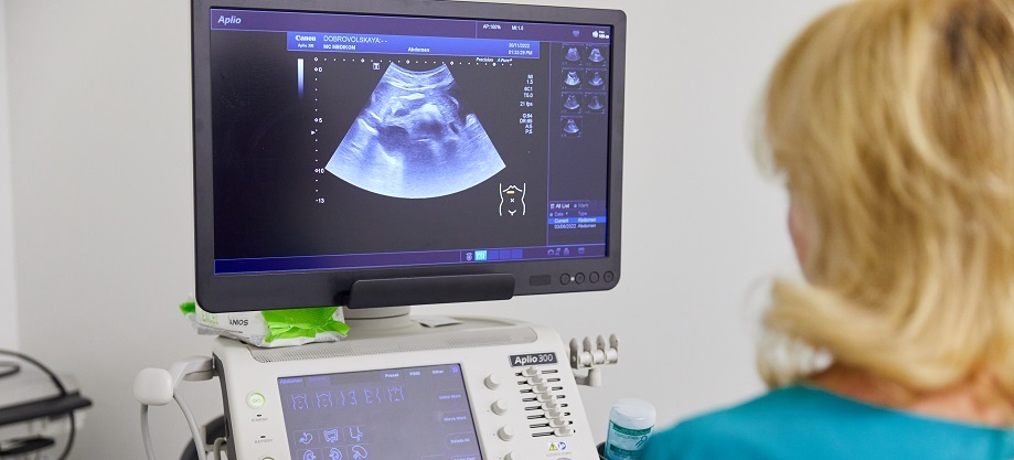 біль у правому боці боль в правом боку