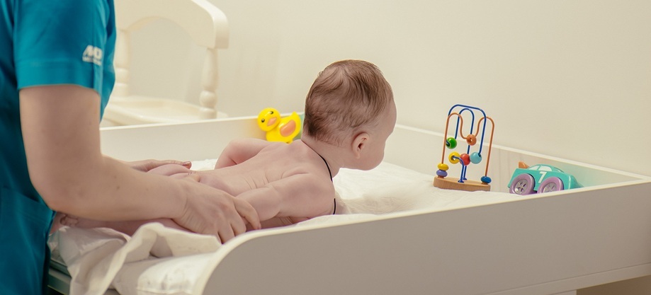 колики у младенцев