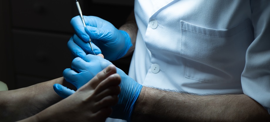 травма ногтя