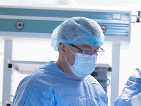 Кейс: фимоз. Циркумцизио у пациента 45 лет