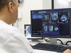 Чим небезпечний поліомієліт? Чем опасен полиомиелит?