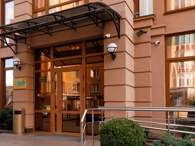 Клініка на Оболоні