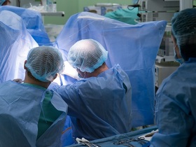 Оперативна проктологія