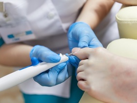 Коррекция деформированных ногтей