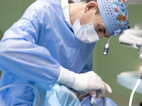 Ларингектомія