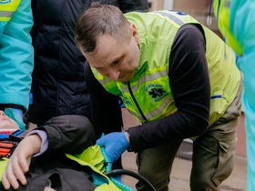 Первая помощь при переохлаждениях и обморожениях