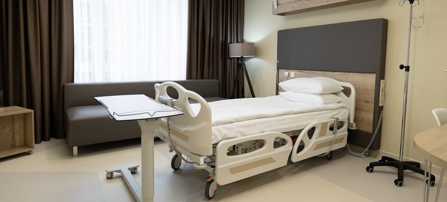 stac_P1049024 (1).jpg палата урологический стационар