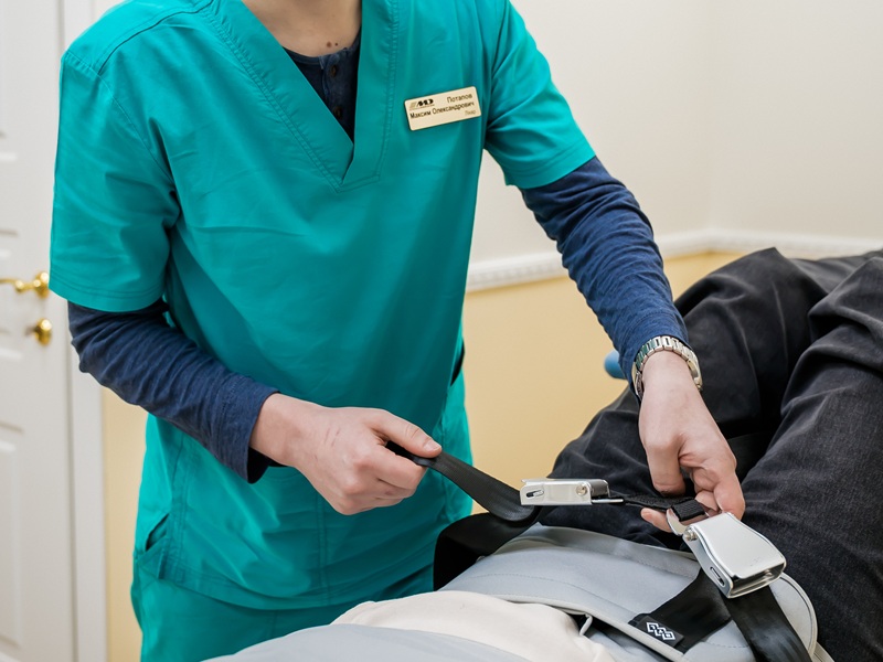 тракція хребта тракція хребта